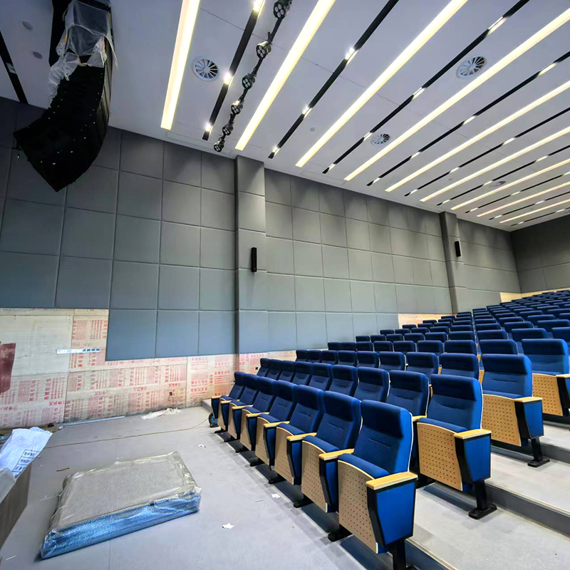 İnsanları Yaralanmalardan Korumada Etkili Süngerli Deri Sarılmış Akustik Paneller